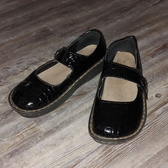 Kagen Jane Black Croc Embossed Mary Jane style professional nursing shoe sz 9 - Picture 1 of 7